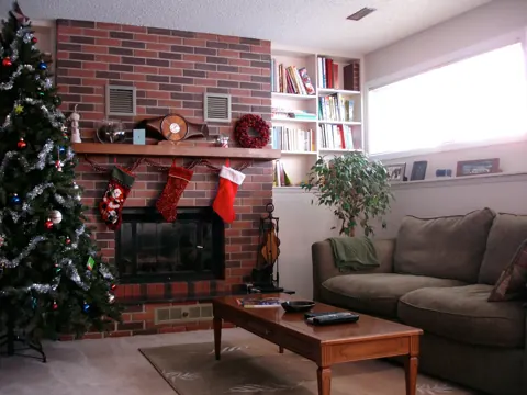 Original home photo: Family Room Xmas (2098580493).jpg